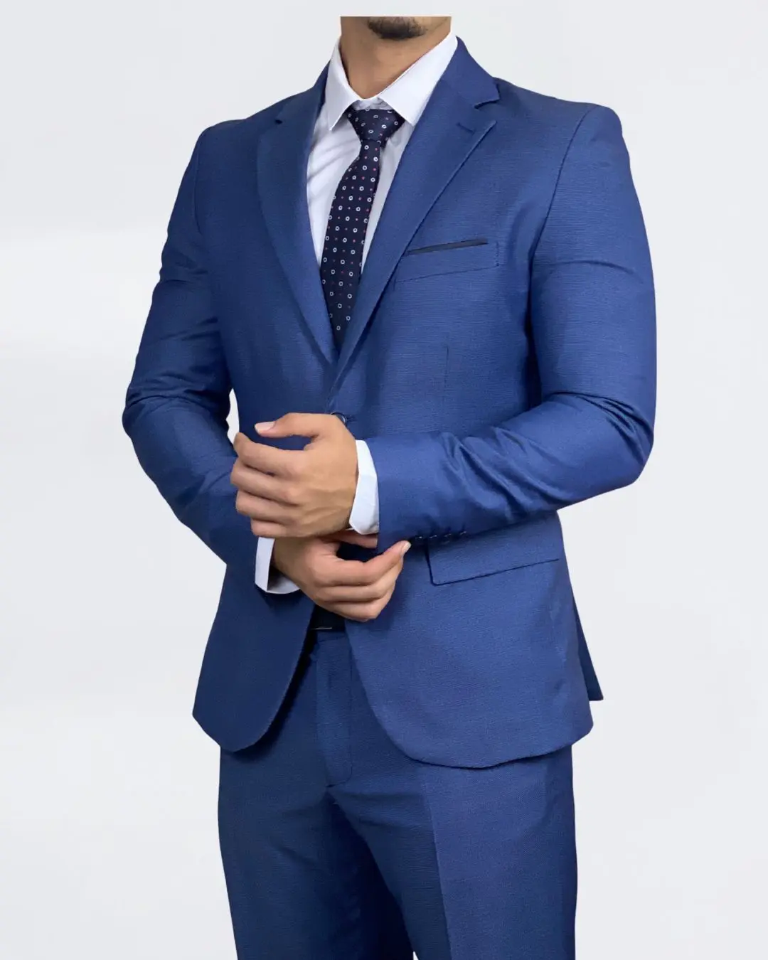 تفاصيل البدلة